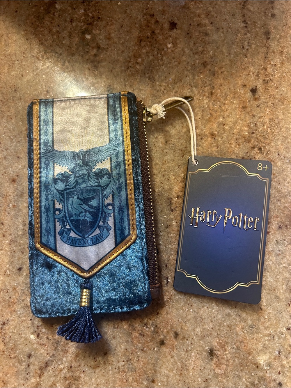Exclusive Harry Potter Ravenclaw Banner Velvet Card Holder